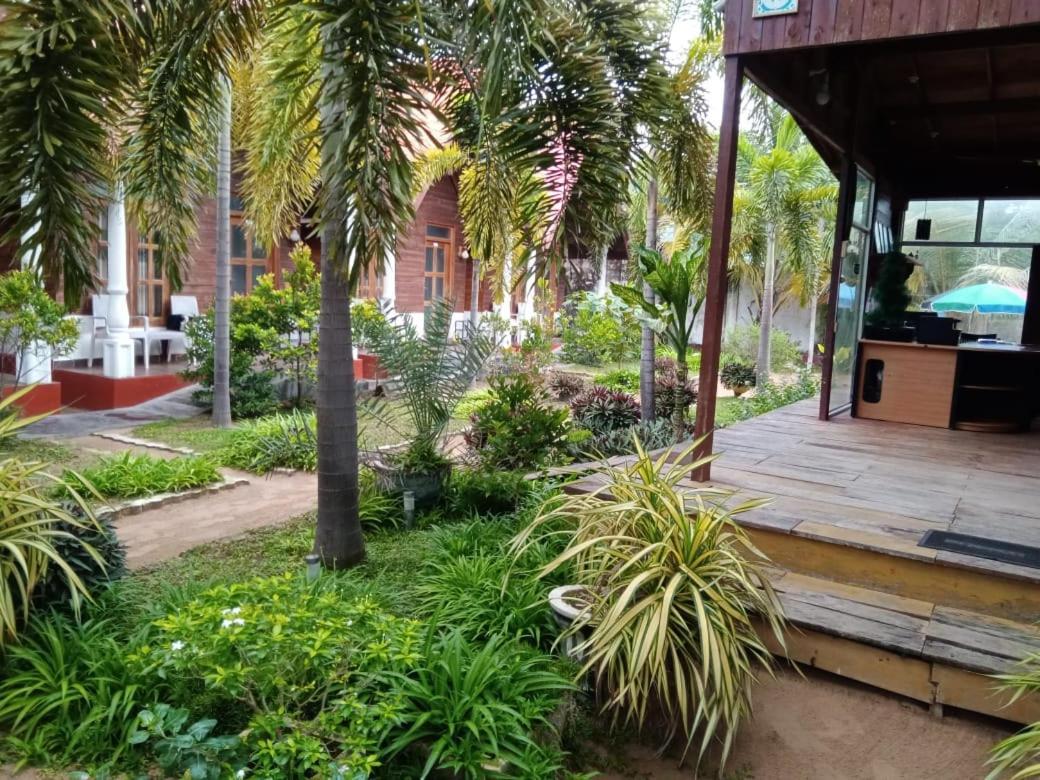 Elegant Green Beach Resort تريكونامالاي المظهر الخارجي الصورة