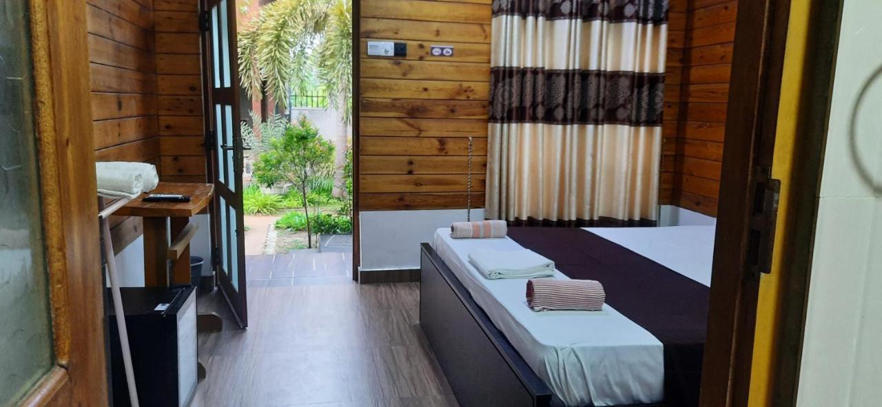 Elegant Green Beach Resort تريكونامالاي المظهر الخارجي الصورة