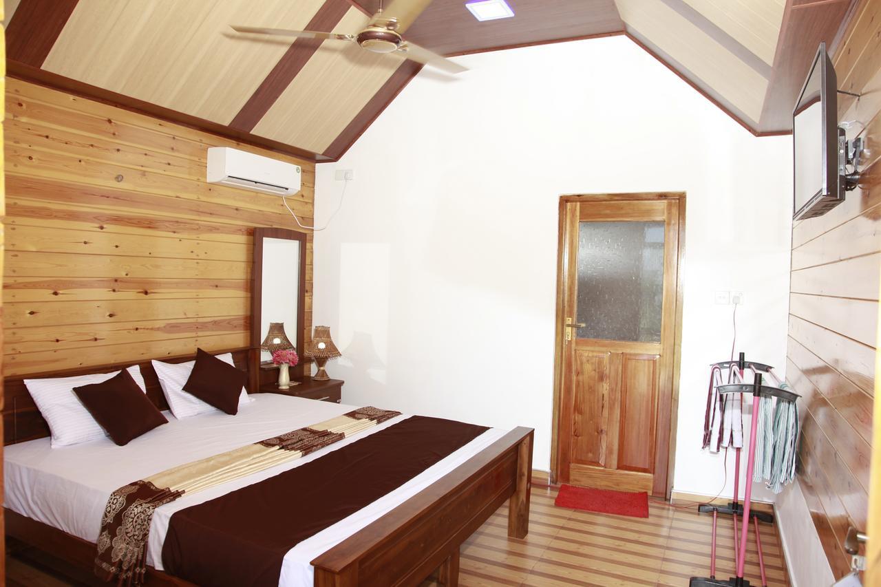 Elegant Green Beach Resort تريكونامالاي المظهر الخارجي الصورة
