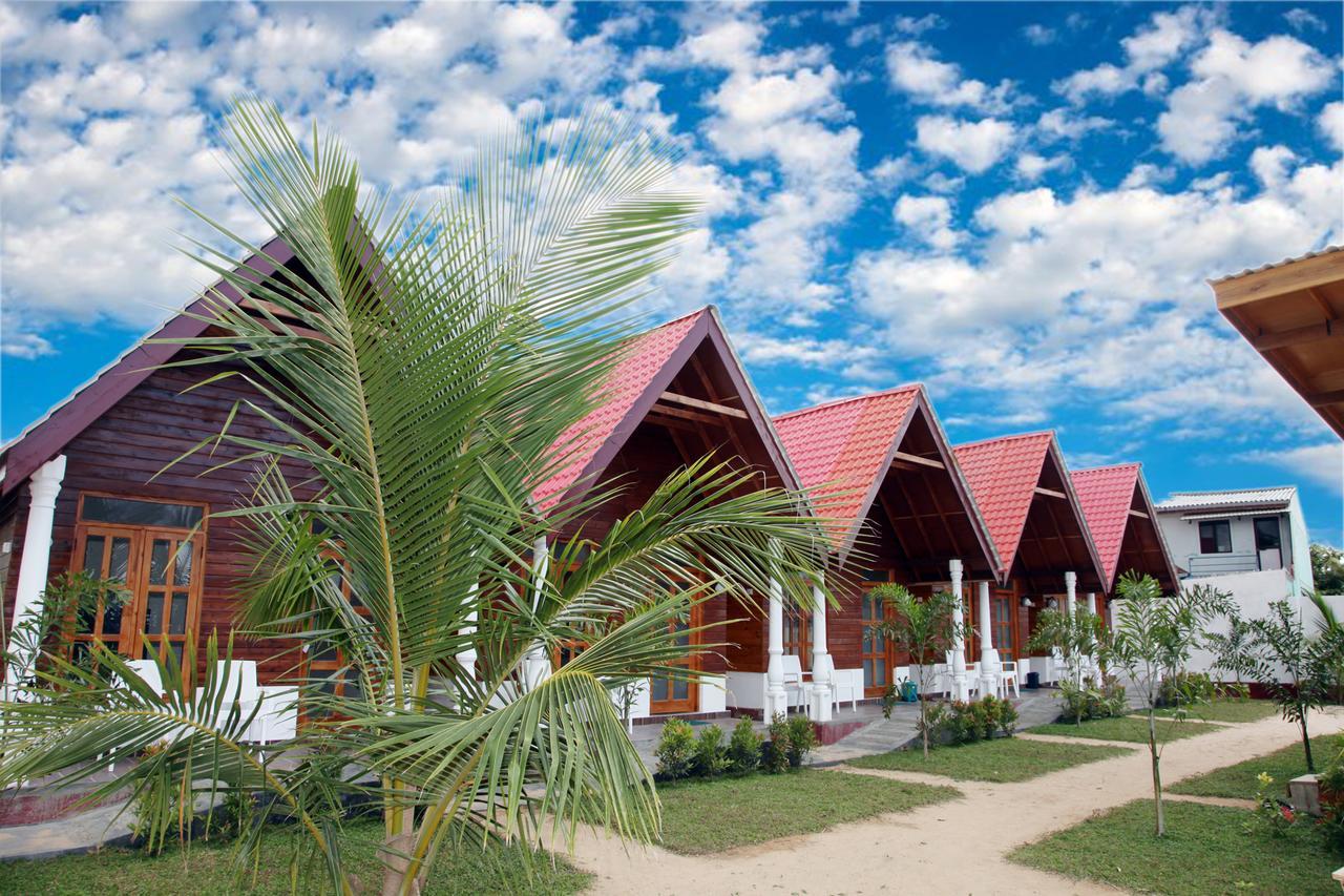 Elegant Green Beach Resort تريكونامالاي المظهر الخارجي الصورة