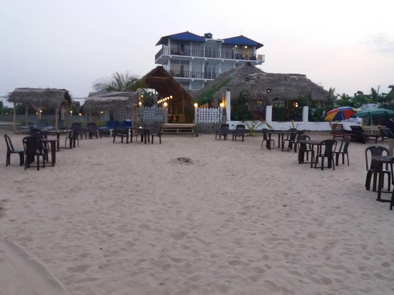 Elegant Green Beach Resort تريكونامالاي المظهر الخارجي الصورة