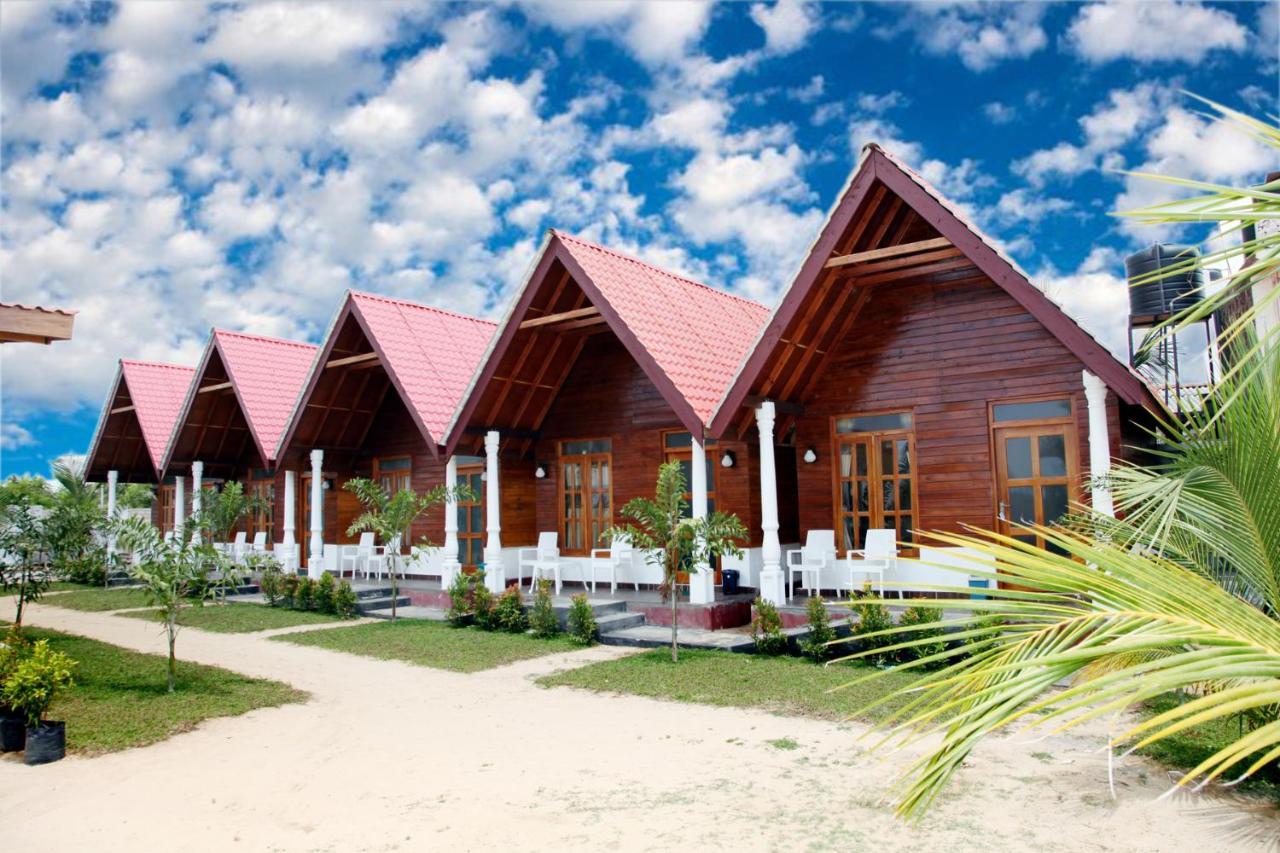 Elegant Green Beach Resort تريكونامالاي المظهر الخارجي الصورة